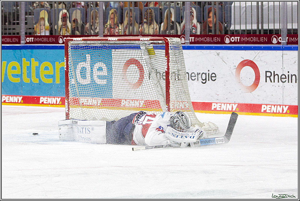 PENNY DEL;  Koelner Haie - Adler Mannheim; Koeln, 08.04.2021